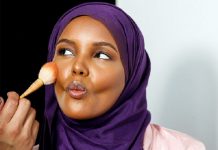 Gabar soomaaliyeed oo heysata dhalashada Mareykanka oo ka baxeysa shaqada Models.