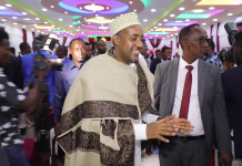 Ra’iisul Wasaare Rooble oo casho Sharaf loogu sameeyay Cadaado