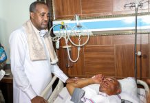 Ra’iisul wasaaraha JFS oo isbitaalka ku booqday dhaawacyada shaqaalaha dhismaha wadada Muqdisho iyo Afgooye