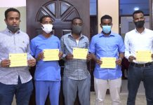 Howlwadeennada Caafimaadka Isbitaalka Banaadir Oo Qaatay Talaalka Ka hortagga COVID-19