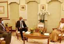 Soomaaliya iyo Cumaan oo ka wada hadlay iskaashiga labada dal