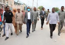 Duqa Muqdisho oo kormeeray degmooyin ay ka socdeen howlo nadaafadeed