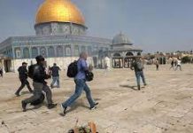 Rabshado cusub oo dad falastiiniyiin ah iyo Boliiska Israa’iil ku dhex maray Quddus