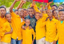 Taliyaha Booliiska gobolka Banaadir oo kormeerey Goobaha Imtixaanka Fasalka 8aad ay ka socdan.