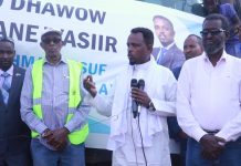 Wasiir ku-xigeenka Warfaafinta oo 5-kun $ ugu deeqay dhismaha Waddada ee Hobyo iyo Gaalkacyo