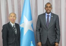 Ra’iisul wasaare Rooble oo kulan la qaatay Safiirka Mareykanka ee Soomaaliya.