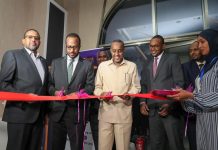 Ra’iisul wasaare Rooble oo xariga ka jaray VISA Card cusub ee Bangiga IBS