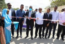 Guddoomiyaha Gobolka Banaadir Ahna Duqa Magaalada Muqdisho xariga ka jaray jid muhiim u ah isu socodka Moqdisho