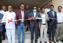 Guddoomiye Cumar Filish oo xarigga ka jaray Kawaanka Ansalooti ee Degmada Xamar Jajab