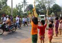 warbixin: Mileteriga Mayanmaar oo dilay 75- caruur ah