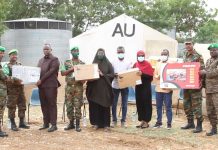 Maamulka Koofur galbeed Soomaaliya oo qalab xafiiseed kala wareegay AMISOM