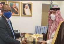 Safiirka dowladda Soomaaliya ee Sacuudiga oo warqadaha aqoonsiga laga guddoomay