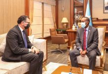 Ra’iisul wasaare Rooble oo Xafiiskiisa kulan kula qaatay Safiirka masar u fadhiya Soomaliya