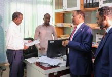 Ra’iisul Wasaare Rooble oo kormeeray xarunta Wasaaradda Maaliyadda iyo Bangiga Dhexe dalka