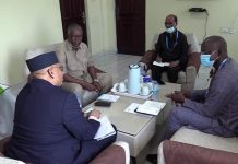 Wasiirka Warfaafinta XFS oo qaabilay wafdi ka socday hay’adda Qaxootiga ee UNHCR.