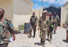 Taliyaha Ciidanka dhulka oo kormeeray dugsiga tababarka Ciidanka ee jeneraal Gorda