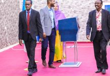 Hadal jeedinta qaar ka mid ah xubnihii ka harsaneyd Aqalka sare oo maanta ka dhacaysa Kismaayo