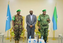 Madaxweynaha Jubbaland oo qaabilay taliyaha ciidamada AMISOM