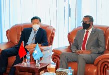 Wasiiru dowlaha Arrimaha Dibadda oo kala hadlay Safiirka Shiinaha ee Soomaaliya xoojinta iskaashiga labada dal