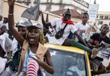 Adama Barrow oo dib loogu doortay madaxtinimada dalka Gambiya