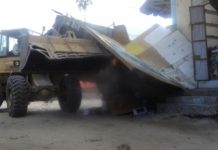 Maamulka Gobolka Banaadir oo bur buriyay dhismooyin sharci darro ahaa oo laga dhistay hareeraha Waddooyinka