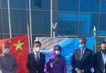 Wasiirka Caafimaadka oo kala wareegtay Dowladda shiinaha Shixnad daawada Talaalka Covid-19