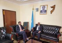 Wasiirka Shaqada iyo Arrimaha Bulshada XFS oo booqday xarunta Safaaradda Soomaaliya ee Riyadh.