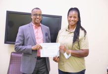 Wasiirka Gaadiidka XFS oo tababar u soo xiray shaqaale ka shaqeynaya amniga Garoomada dalka