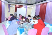 Guddoomiyaha Maamulka Dhuusamareeb oo tababar u soo xiray shaqaale ka tirsan wasaaraddaha Galmudug