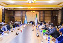 Golaha Wasiiradda Jubbaland oo ansixiyey heshiis Wasaaradda Dekadaha iyo Gadiidka Badda lagashay shirka gaar loo leeyahay.