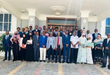 Wasiirka Arrimaha Dibadda XFS oo tababar diblomaasiyadeed u soo xiray howlwadeeno dowladeed