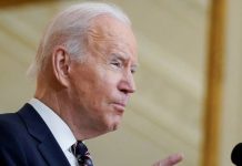 Biden oo u hanjabay Ruushka