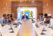 R/Wasaare Ku-xigeenka Dalka oo shir guddoomiyay kullan looga arrinsanayay xiliga kala guurka.