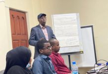 Agaasimaha guud ee wasaaradda gaadiidka iyo duulista hawada XFS oo kormeeray tababar u socda shaqaalaha.