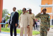 Madaxweyne Xasan Sheekh oo kormeeray Wasaaradda Gaashaandhigga