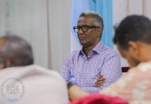 Ergeyga gaarka ah ee Madaxweynaha JFS u qaabilsan arrimaha Abaaraha oo kulan la qaatay dhallinyaro mutadawiciin ah