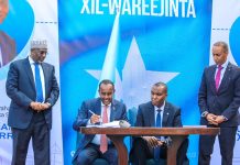 Ra’iisul wasaare Xamse oo xilka si rasmi ah ula wareegay