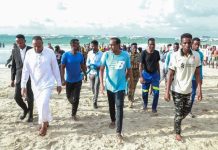 R/Wasaare Rooble oo saaka booqday xeebta Liido