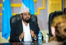 Madaxweynaha Jubbaland oo kulan la yeeshay safiirka UK ee Soomaaliya