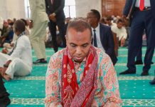 Ra’iisal wasaare Xamse oo boqolaal Dadweyne kala qeyb galay Salaadda Ciidul Adxa