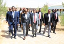 Madaxweyne Xasan Sheikh oo kormeeray wasaaradda maaliyadda iyo xarunta maaliyadda Puntland