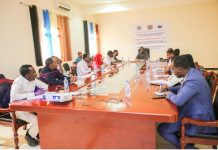 Shir looga hadlayey mashaariicda Midowga Yurub oo Baydhabo lagu qabtay