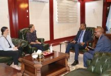 Dowladda Ingiriiska oo deeq lacageed siisay Soomaaliya