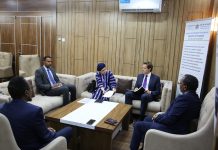 Wasiirka maaliyadda XFS oo la kulmay madax ka socota Guddiga Maamul-Wanaaga Maaliyadda ee (FGC)