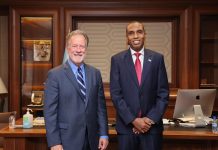 Ra’iisul Wasaare Xamza oo xafiiskiisa ku qaabilay Agaasimaha Guud ee Barnaamijka Cuntada Adduunka