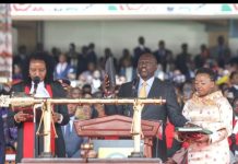 William Ruto oo goordhowed loo dhaariyey madaxweynaha Kenya.