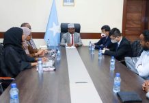 Wasiirka arrimaha gudaha XFS oo qaabilay safiirka Shiinaha ee Soomaaliya