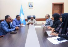 Wasiirka Arrimaha Guddaha XFS oo kulan la qaatay guddoomiyaha hey’adda maareynta musiibooyinka