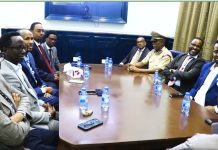 Guddoomiyaha Gobolka Banaadir oo kulan gaar ah la qaatay Guddoomiye Ku-xigeenada cusub iyo Xog’hayaha guud ee Maamulka Gobolka Banaadir