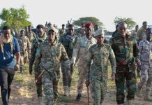 Madaxweynaha Hirshabeelle iyo Taliyaha ciidanka Xoogga oo booqday deegaanno laga xoreeyay khawaarijta